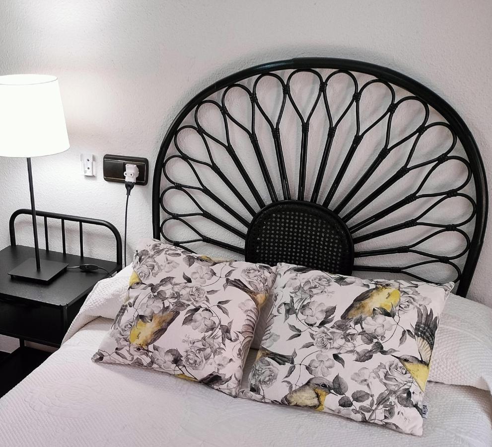Vivienda Con Parking Incluido - Zona Van Dyck Apartman Salamanca Kültér fotó
