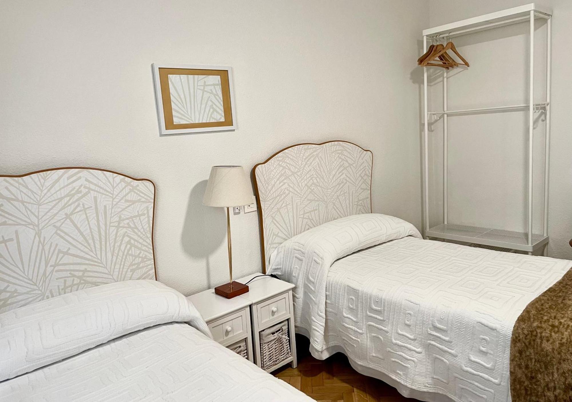 Vivienda Con Parking Incluido - Zona Van Dyck Apartman Salamanca Kültér fotó